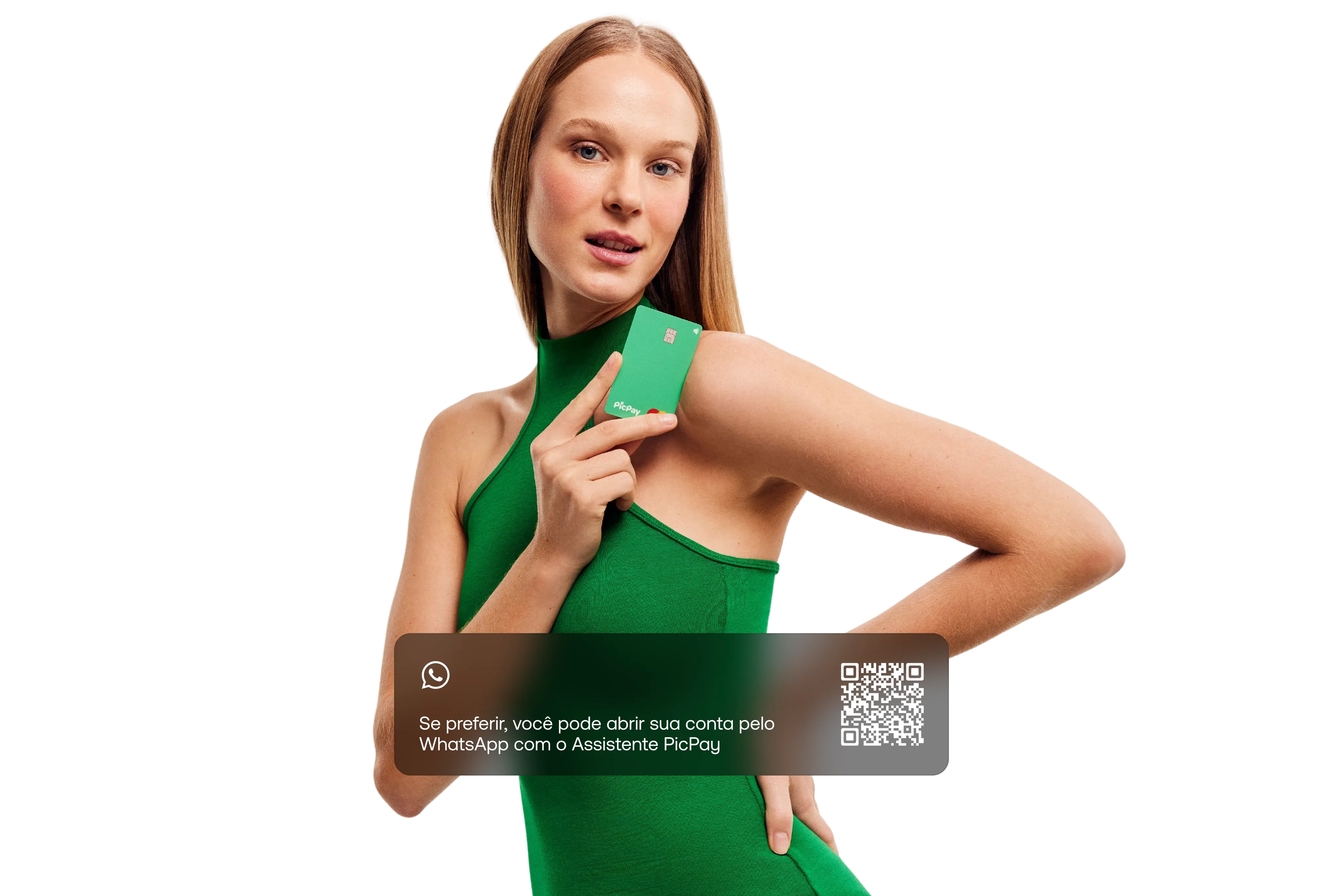 Cliente segurando cartão